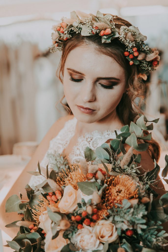 Farbkonzept eines Brautstrauß mit Orange und Gelb Farbkonzept eines Brautstrauß mit Orange & Gelb