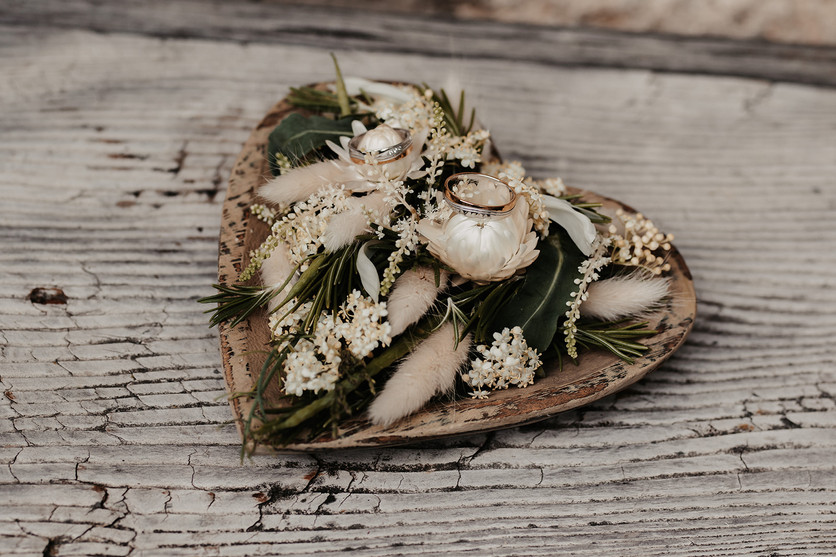 699c6a_c66b9fbea63944ddacea36410c31267d~mv2