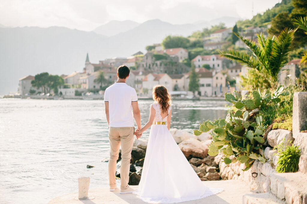 Glückliches Ehepaar am Meer Glückliches Ehepaar am Meer